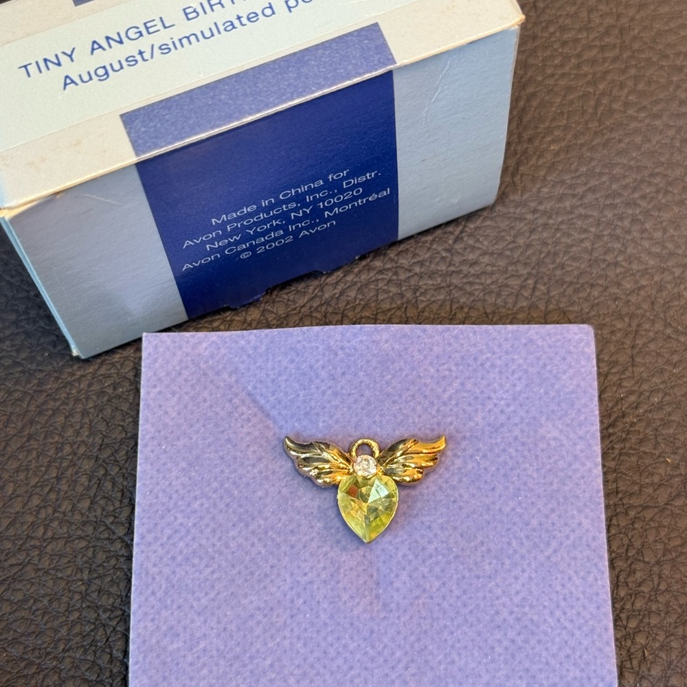 Vintage Avon Tiny Angle Birthstone Pin, August, Simulated Peridot, New In Box